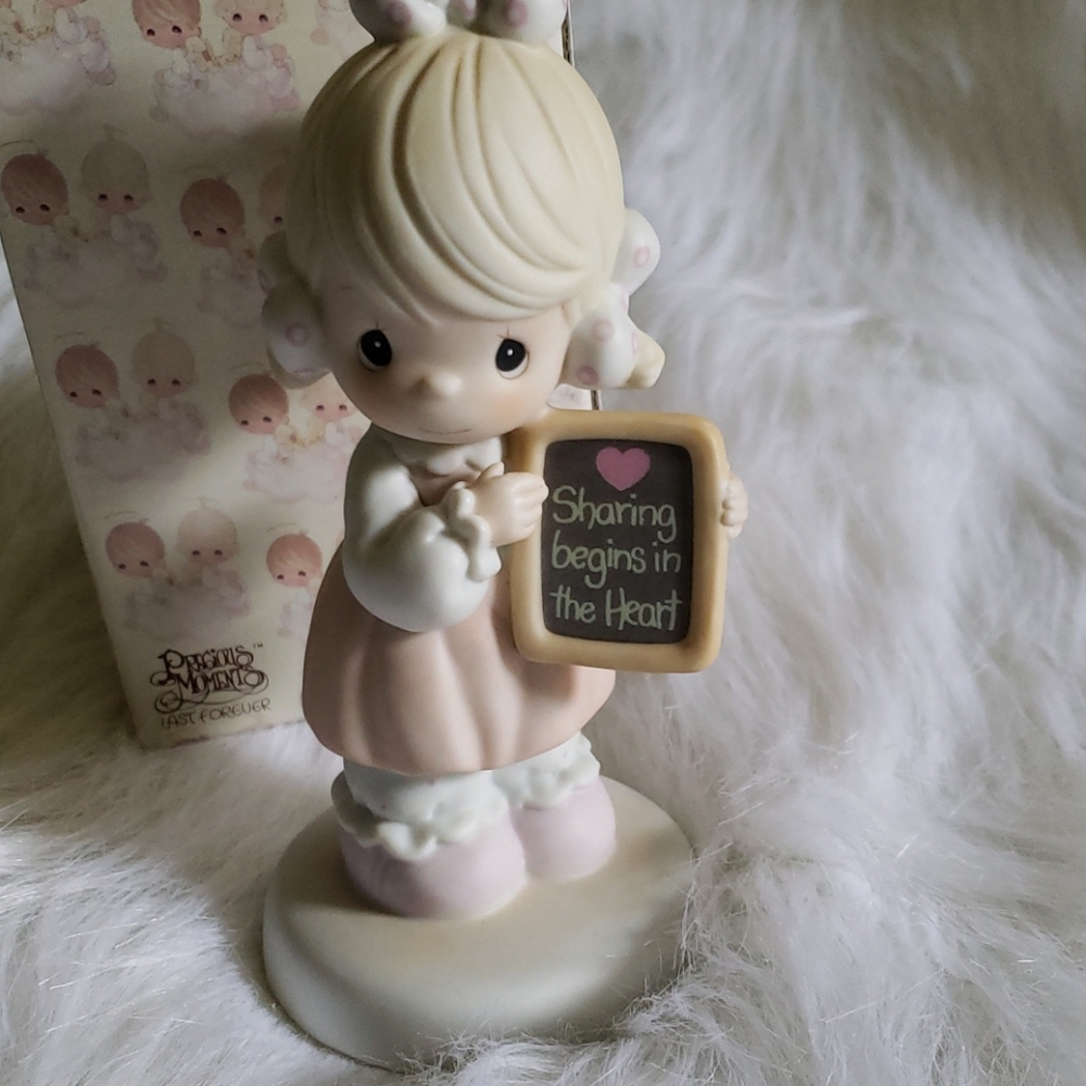 Precious moments - Picture 2 of 4